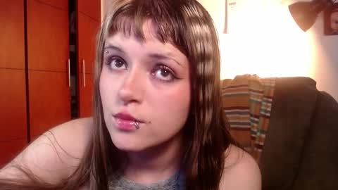 Snapshot of la_femme_fatale_ chatting on October 2, 10:26 pm Hanna FREE ONLYFANS online show from October 2, 10:26 pm