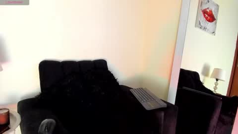 lace_victoria online show from March 30, 1:27 am