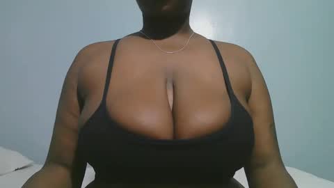 lady_dearra online show from February 6, 3:21 am