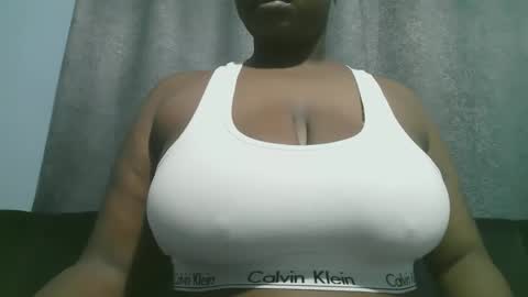 lady_dearra online show from November 18, 2:12 am