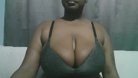 lady_dearra online show from October 17, 11:24 am