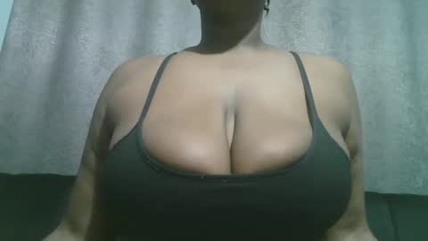 lady_dearra online show from November 20, 3:18 am