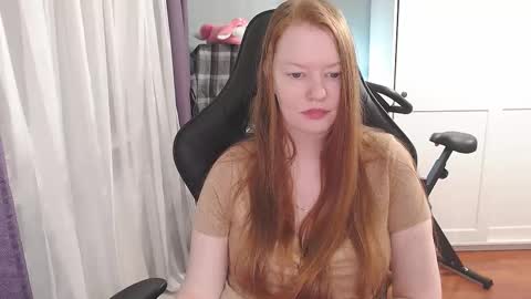 Snapshot of lady_inari chatting on October 15, 4:42 pm Angelika online show from October 15, 4:42 pm