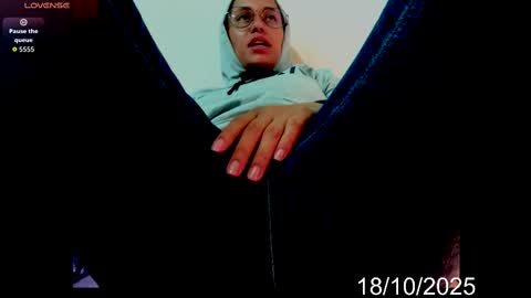 Snapshot of lady_jhana chatting on October 18, 12:08 pm Jhana online show from October 18, 12:08 pm