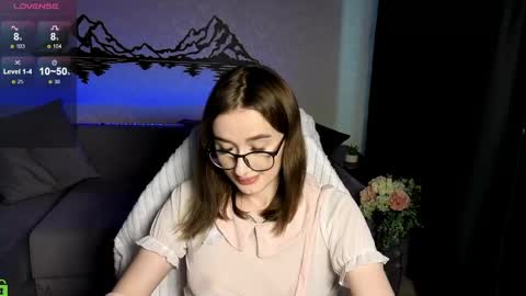 Olivia online show from May 16, 3:20 am