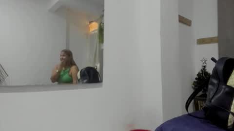 lady_miss___ online show from December 14, 1:06 pm