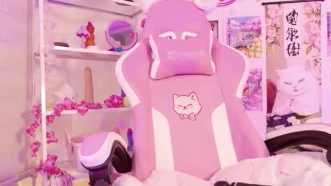 Lady  online show from February 21, 11:27 pm