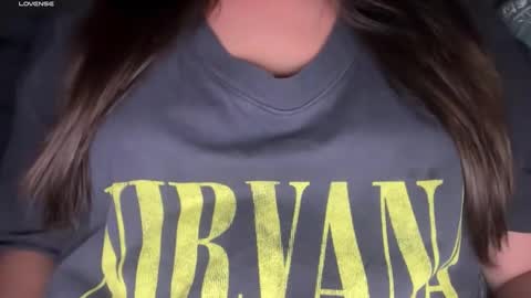 Aria online show from November 28, 2:09 pm