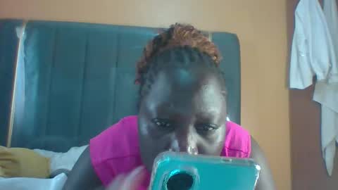 Snapshot of ladyblossoms19 chatting on September 24, 8:13 am lindah32 online show from September 24, 8:13 am