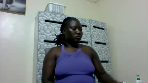 Snapshot of ladyblossoms19 chatting on March 4, 5:45 pm lindah32 online show from March 4, 5:45 pm