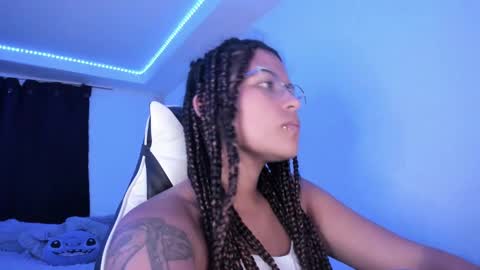  Lady  online show from February 10, 4:52 am