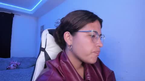  Lady  online show from January 14, 3:11 am