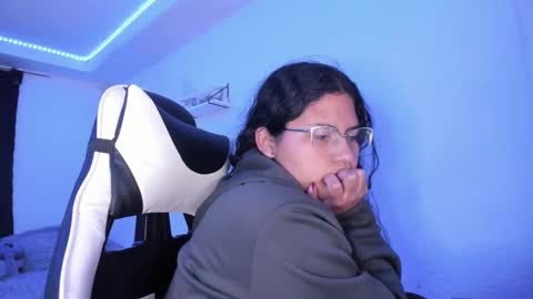  Lady  online show from January 31, 5:51 am