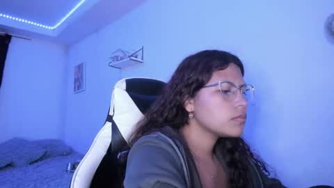  Lady  online show from November 11, 2:29 am