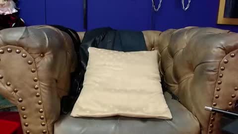 ladylunatikka online show from January 15, 2:17 am