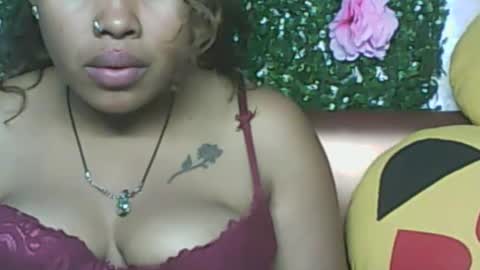 Snapshot of ladyxsnakes chatting on September 21, 7:40 am LadyXSnakes online show from September 21, 7:40 am