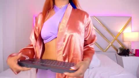 Laila Stilwills online show from May 16, 7:00 am