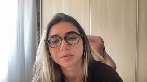 lailayourangel online show from July 17, 2:32 pm