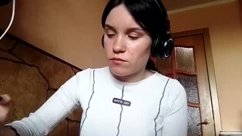 Mary online show from July 16, 8:19 am