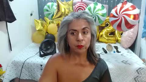 lalisha online show from December 16, 12:27 am