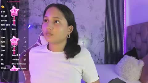 Snapshot of laly_cherry_ chatting on October 15, 12:41 pm Laura online show from October 15, 12:41 pm