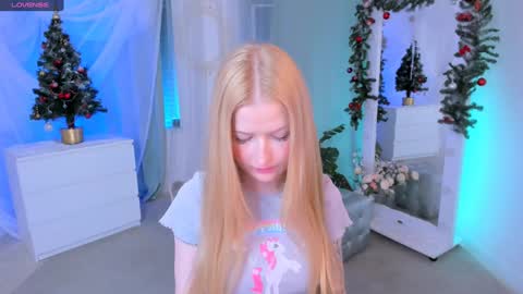 Laly online show from January 6, 4:13 pm