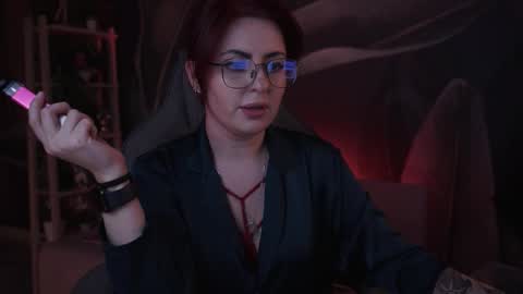 just call me Lana  online show from October 22, 5:45 am