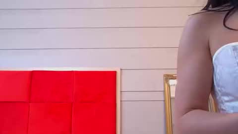 LanaBanner online show from November 14, 7:30 am