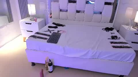 lana_hard_as online show from June 21, 8:24 pm