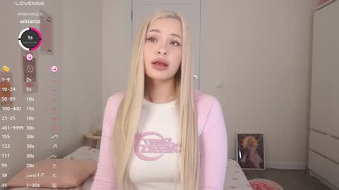 Lana online show from December 3, 2:12 am