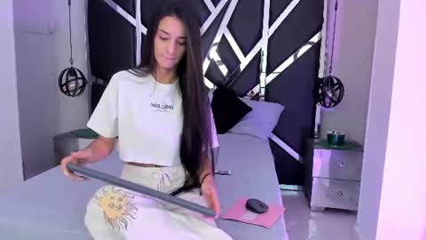 lana_rhoaades online show from June 22, 11:51 am