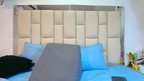 Vanessa  online show from March 18, 12:21 pm