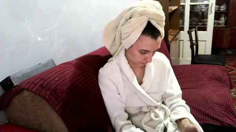 Lana online show from November 17, 8:37 am