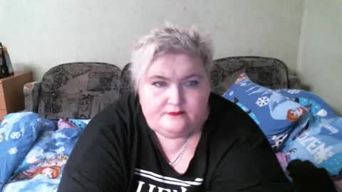 Snapshot of lanacat555 chatting on February 12, 9:54 pm lanacat555 online show from February 12, 9:54 pm