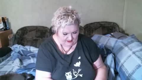 Snapshot of lanacat555 chatting on September 12, 12:33 am lanacat555 online show from September 12, 12:33 am