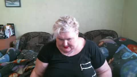 Snapshot of lanacat555 chatting on January 26, 12:22 pm lanacat555 online show from January 26, 12:22 pm
