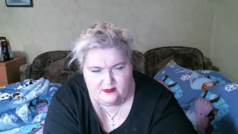 Snapshot of lanacat555 chatting on February 10, 7:49 pm lanacat555 online show from February 10, 7:49 pm