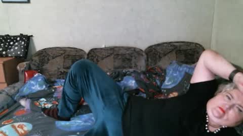 Snapshot of lanacat555 chatting on October 10, 10:03 pm lanacat555 online show from October 10, 10:03 pm