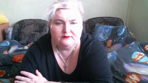 Snapshot of lanacat555 chatting on February 26, 9:44 am lanacat555 online show from February 26, 9:44 am