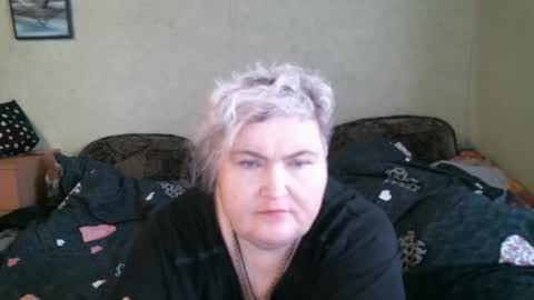 lanacat555 online show from October 28, 1:17 pm