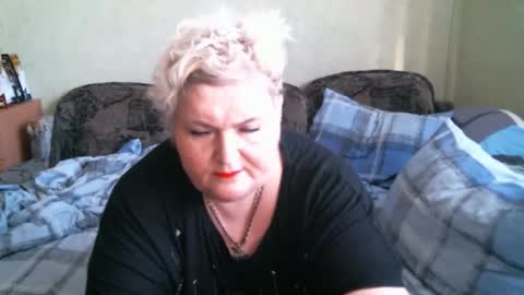 Snapshot of lanacat555 chatting on September 8, 2:16 pm lanacat555 online show from September 8, 2:16 pm