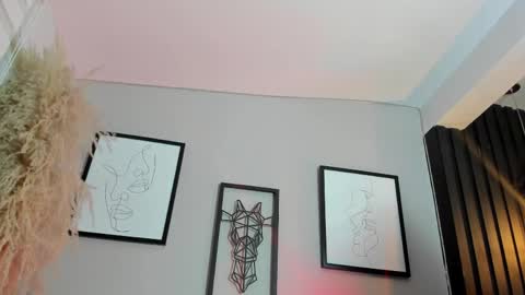 Lana online show from April 10, 11:05 am