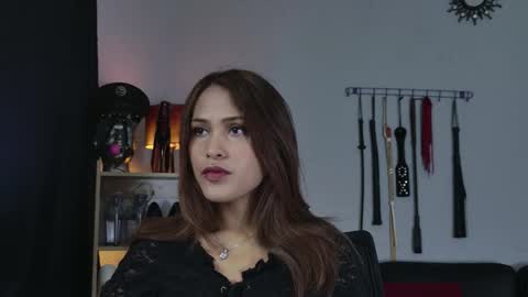 Snapshot of lanadoux_ chatting on October 20, 7:06 pm Mistress Lana online show from October 20, 7:06 pm
