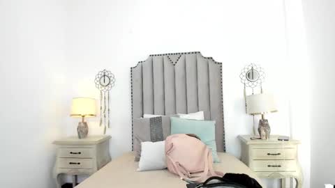 Lana online show from October 18, 7:37 pm