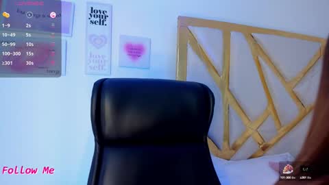 Snapshot of lanajones_ chatting on September 15, 12:35 pm LanaJones online show from September 15, 12:35 pm