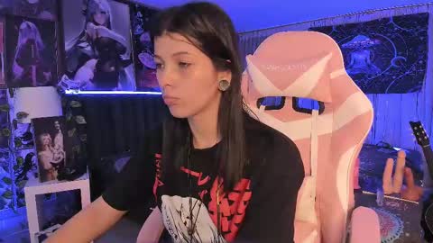 L A N A  online show from February 24, 2:38 am