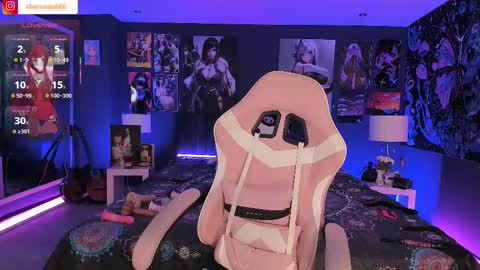 L A N A  online show from September 25, 9:34 pm