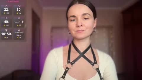 Snapshot of lanaloulou chatting on September 21, 1:43 pm Lana online show from September 21, 1:43 pm