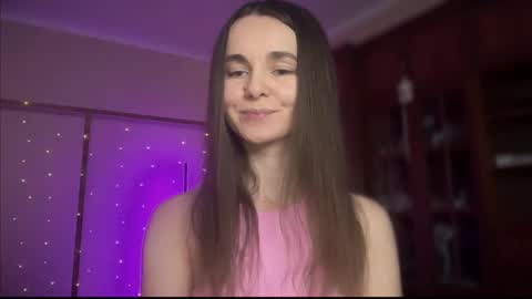 Snapshot of lanaloulou chatting on March 5, 11:27 pm Lana online show from March 5, 11:27 pm