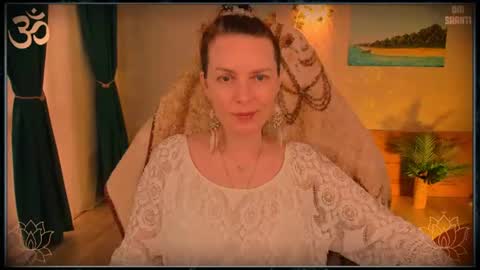 Lana Radiance online show from July 27, 1:52 pm